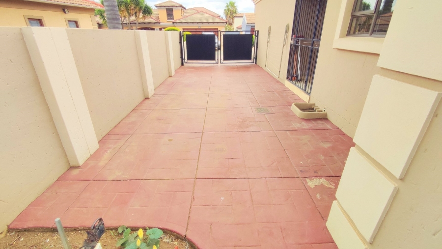 4 Bedroom Property for Sale in Celtisdal Gauteng