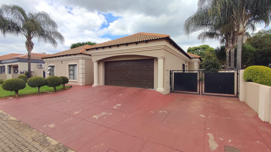 4 Bedroom Property for Sale in Celtisdal Gauteng