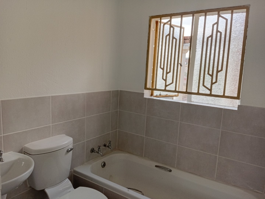  Bedroom Property for Sale in Danville Gauteng