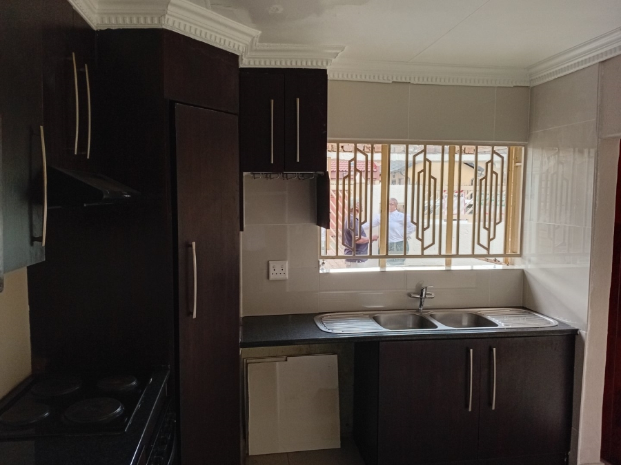  Bedroom Property for Sale in Danville Gauteng