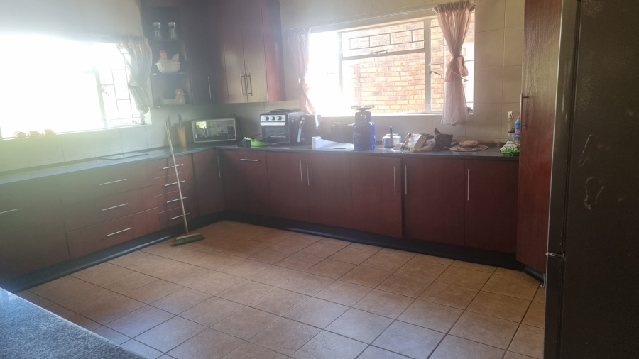 1 Bedroom Property for Sale in Hornsoord A H Gauteng