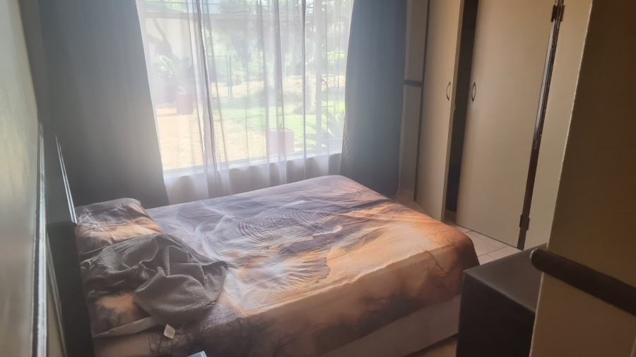 1 Bedroom Property for Sale in Hornsoord A H Gauteng