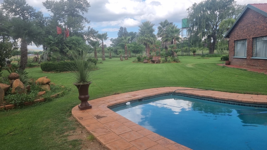 1 Bedroom Property for Sale in Hornsoord A H Gauteng