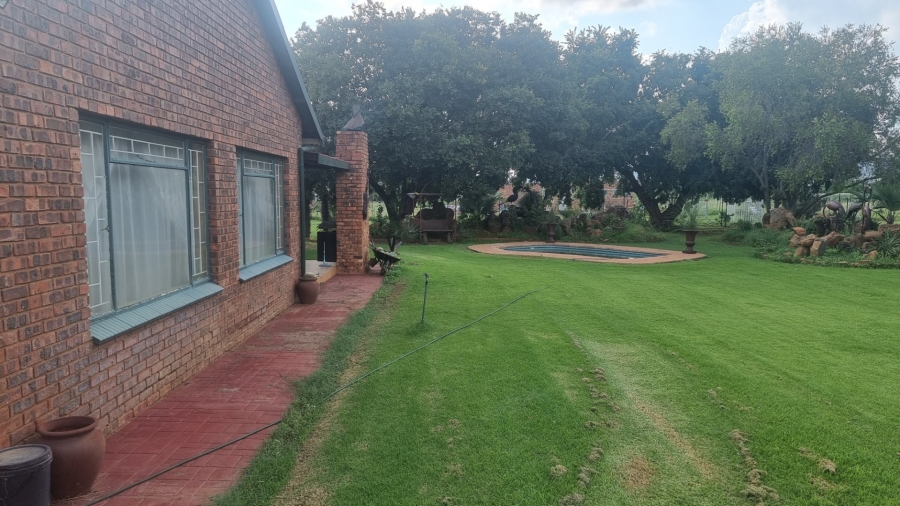 1 Bedroom Property for Sale in Hornsoord A H Gauteng