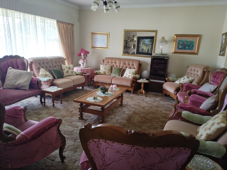 4 Bedroom Property for Sale in Strubenvale Gauteng