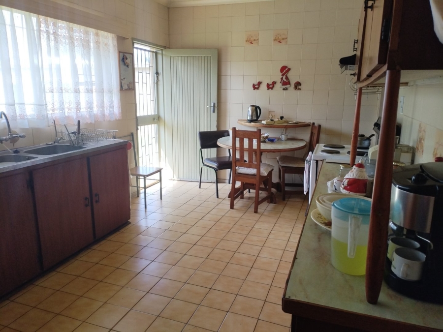4 Bedroom Property for Sale in Strubenvale Gauteng