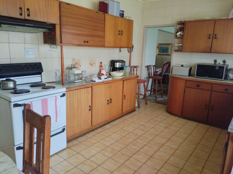 4 Bedroom Property for Sale in Strubenvale Gauteng