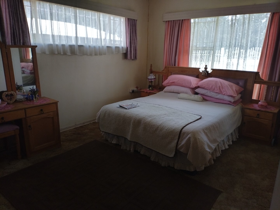 4 Bedroom Property for Sale in Strubenvale Gauteng