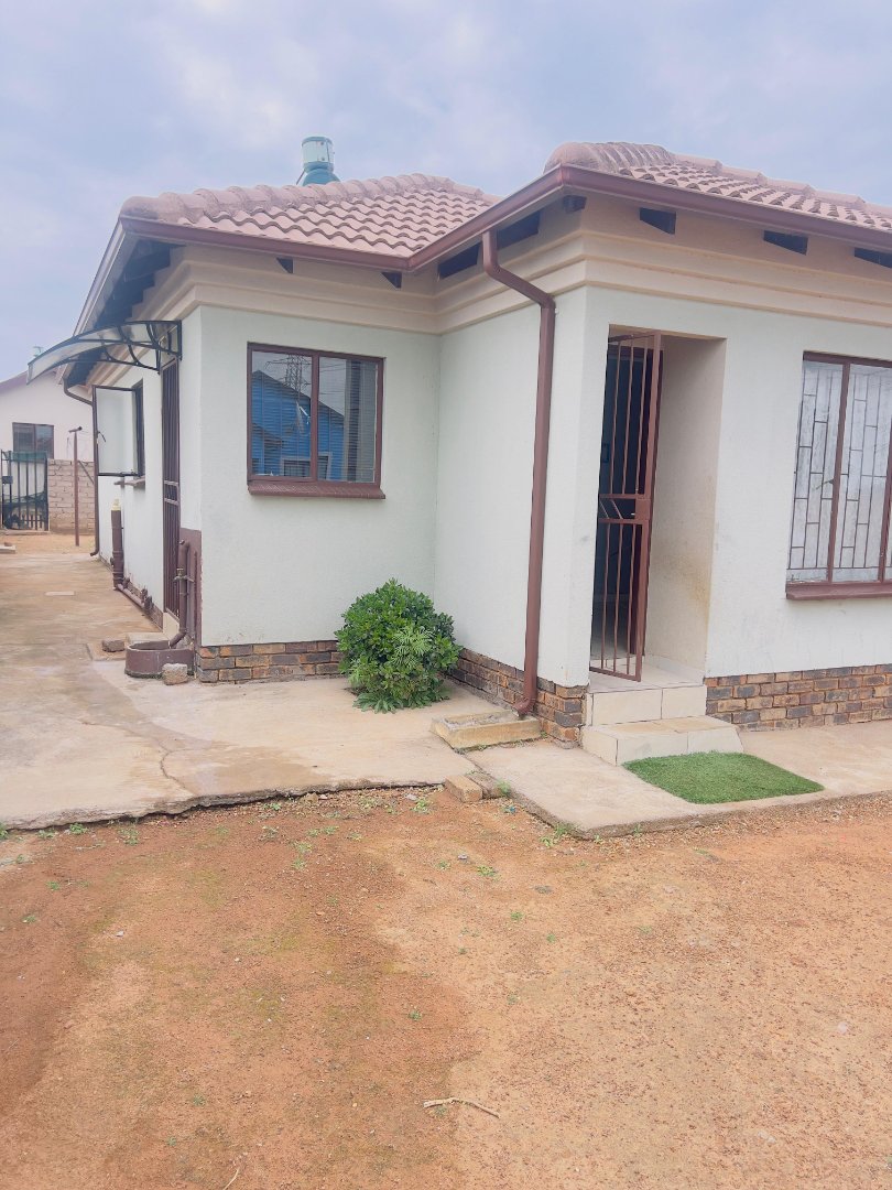 To Let 3 Bedroom Property for Rent in Soshanguve VV Gauteng