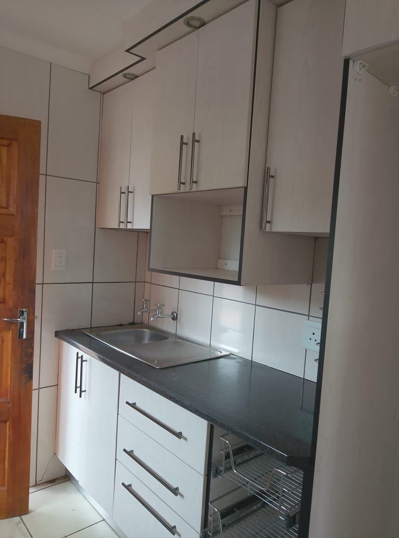 To Let 3 Bedroom Property for Rent in The Orchards Gauteng