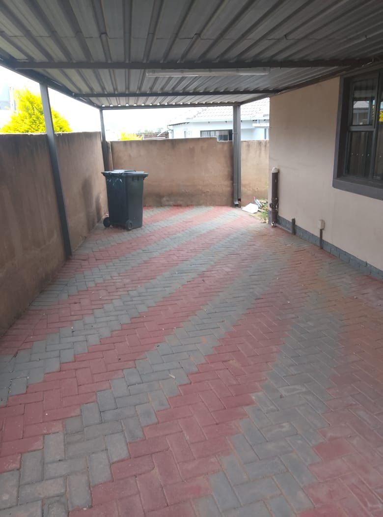 To Let 3 Bedroom Property for Rent in The Orchards Gauteng