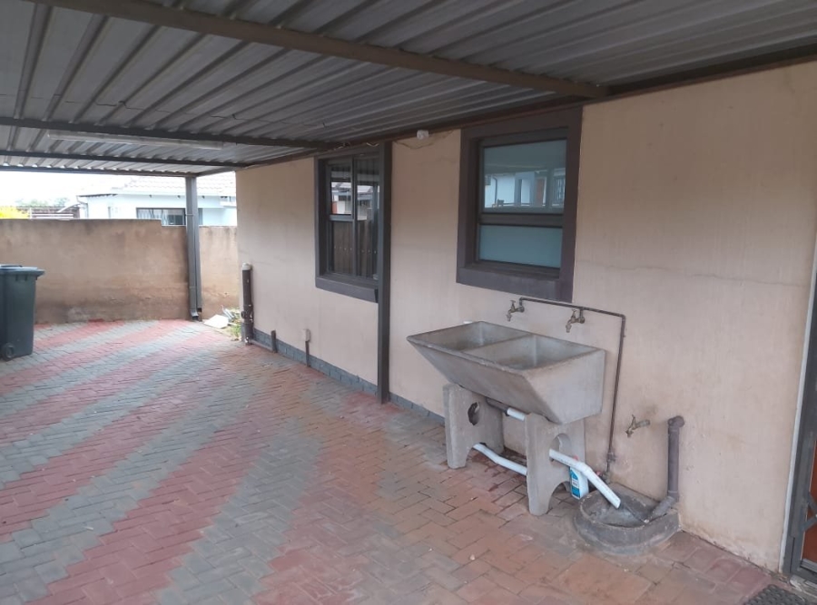 To Let 3 Bedroom Property for Rent in The Orchards Gauteng