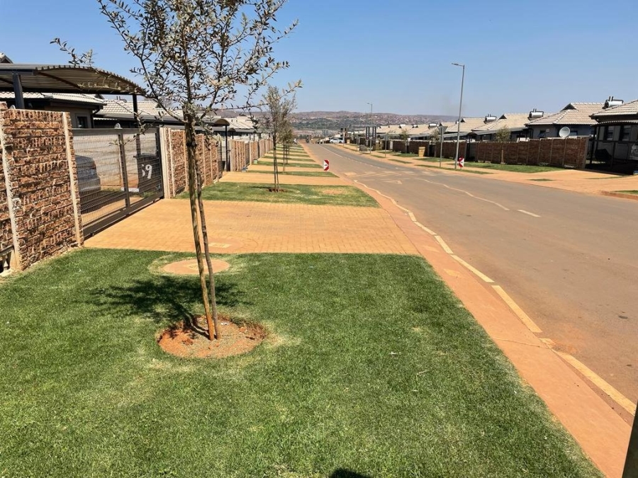 To Let 3 Bedroom Property for Rent in Danville Gauteng