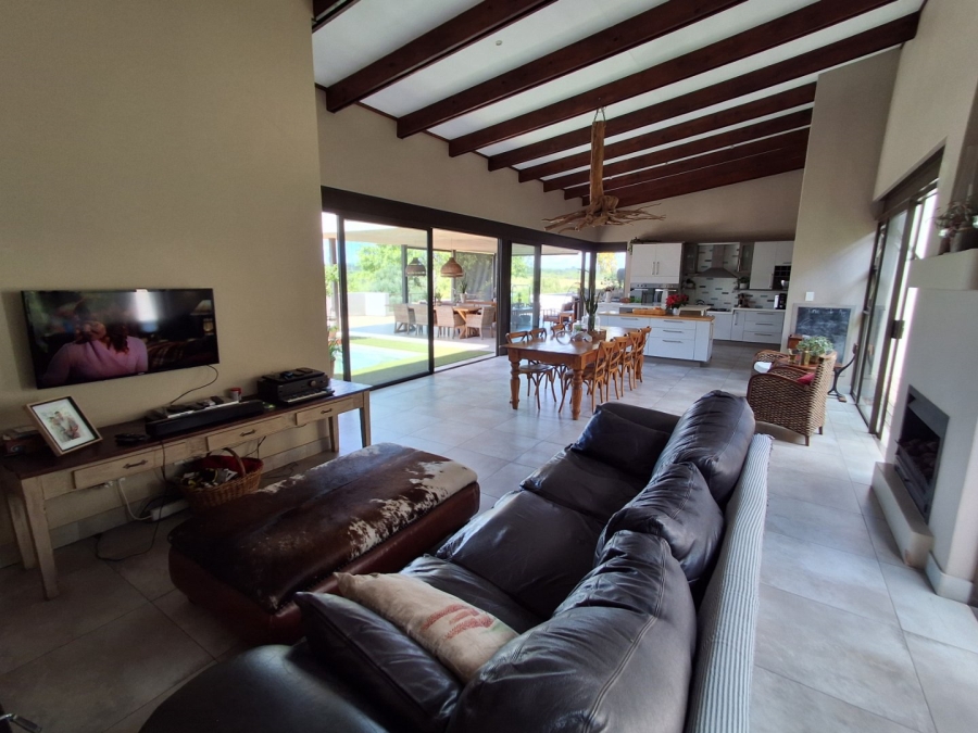 5 Bedroom Property for Sale in Sable Hills Gauteng