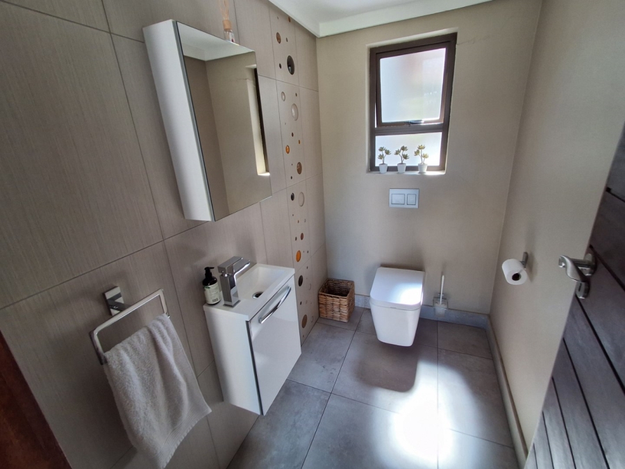 5 Bedroom Property for Sale in Sable Hills Gauteng