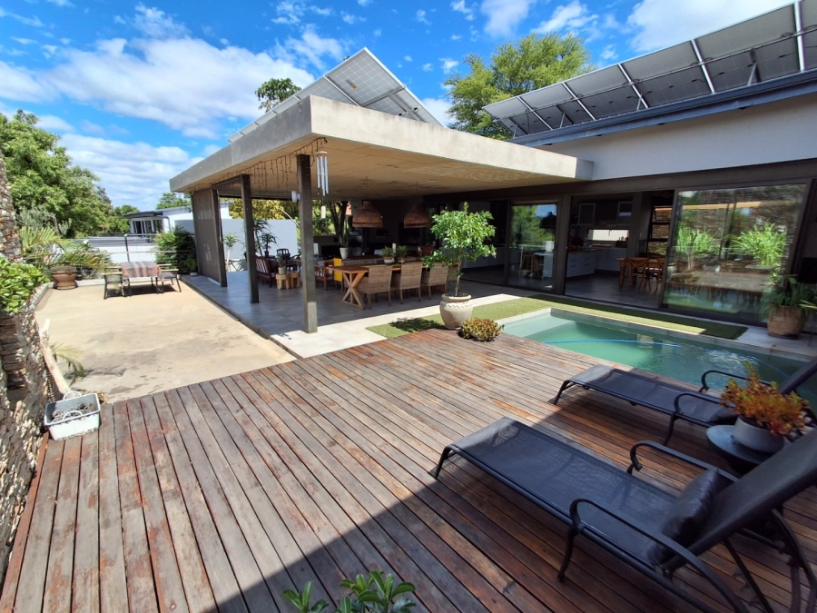 5 Bedroom Property for Sale in Sable Hills Gauteng