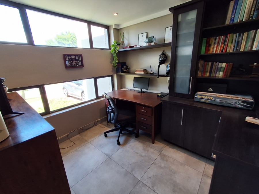 5 Bedroom Property for Sale in Sable Hills Gauteng