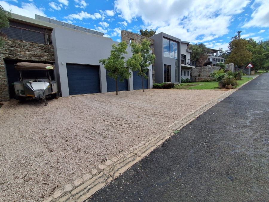 5 Bedroom Property for Sale in Sable Hills Gauteng