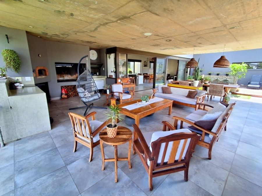 5 Bedroom Property for Sale in Sable Hills Gauteng