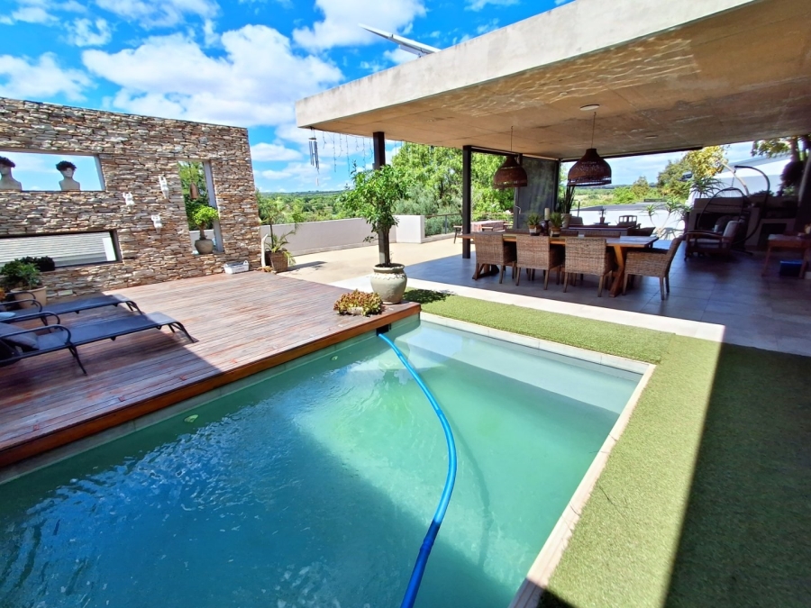 5 Bedroom Property for Sale in Sable Hills Gauteng