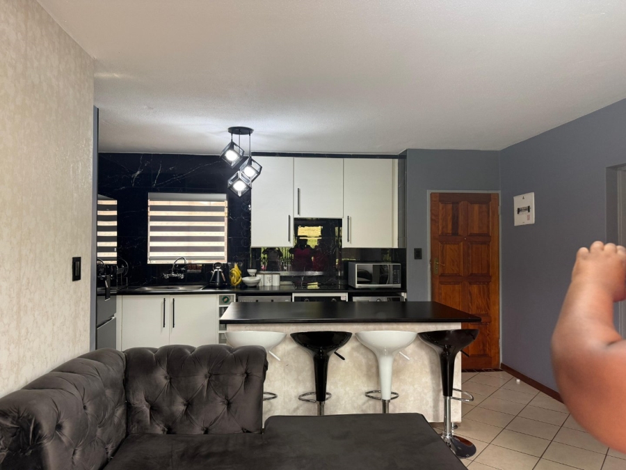 3 Bedroom Property for Sale in Equestria Gauteng