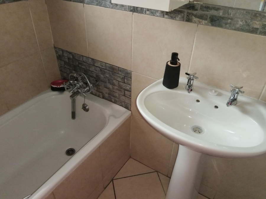 3 Bedroom Property for Sale in Equestria Gauteng