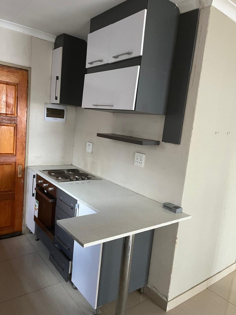 To Let  Bedroom Property for Rent in Rosslyn Gauteng