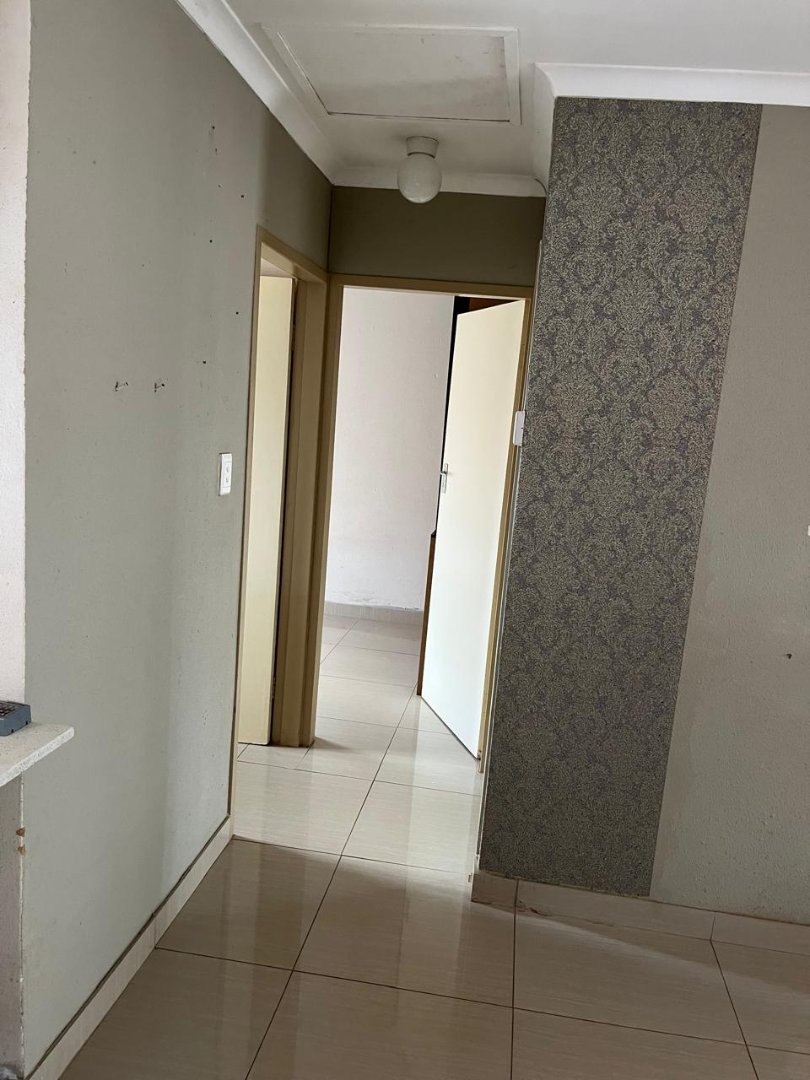 To Let  Bedroom Property for Rent in Rosslyn Gauteng