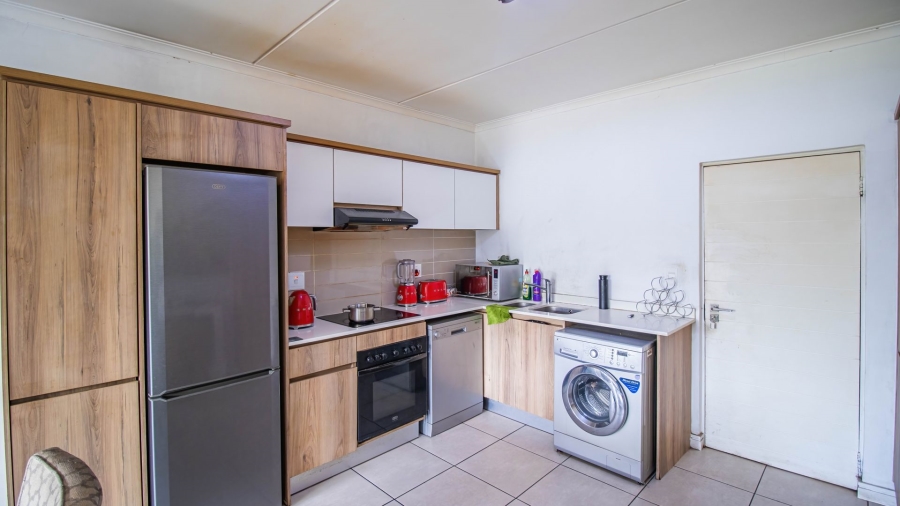 2 Bedroom Property for Sale in Linbro Park Gauteng