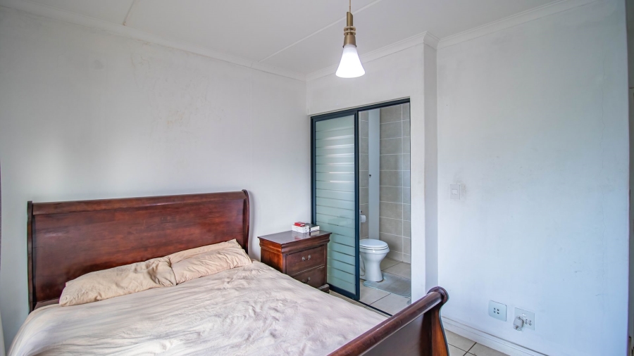 2 Bedroom Property for Sale in Linbro Park Gauteng