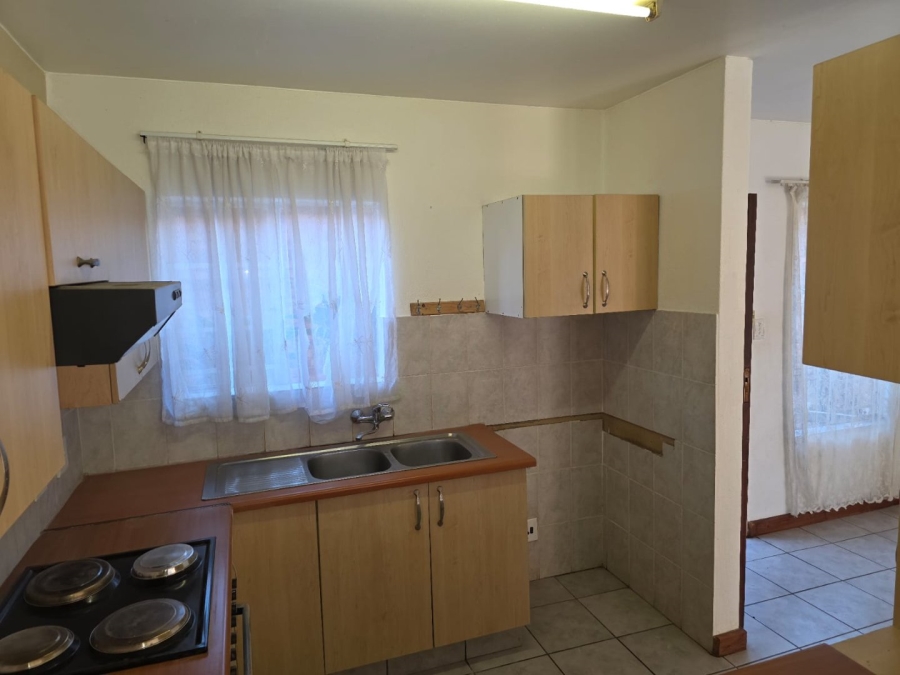 2 Bedroom Property for Sale in Annlin Gauteng