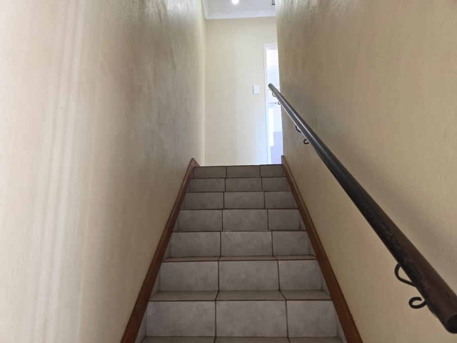 2 Bedroom Property for Sale in Annlin Gauteng