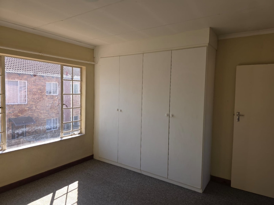 2 Bedroom Property for Sale in Annlin Gauteng