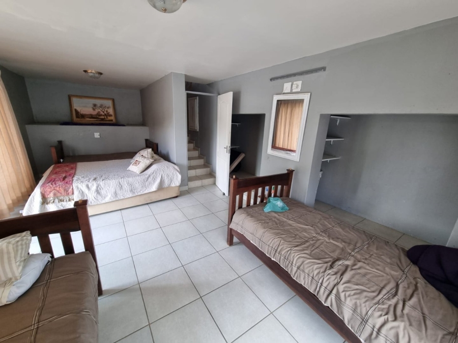 3 Bedroom Property for Sale in Vaaloewer Gauteng
