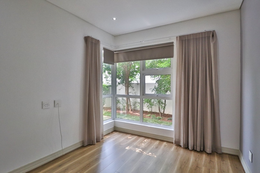 2 Bedroom Property for Sale in Dunkeld West Gauteng