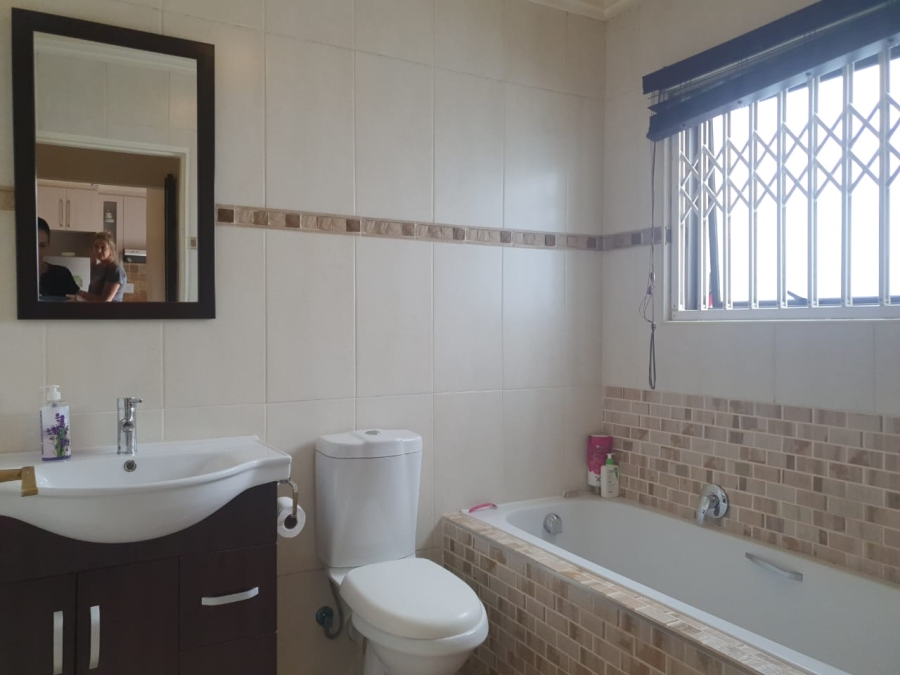 2 Bedroom Property for Sale in Marais Steyn Park Gauteng