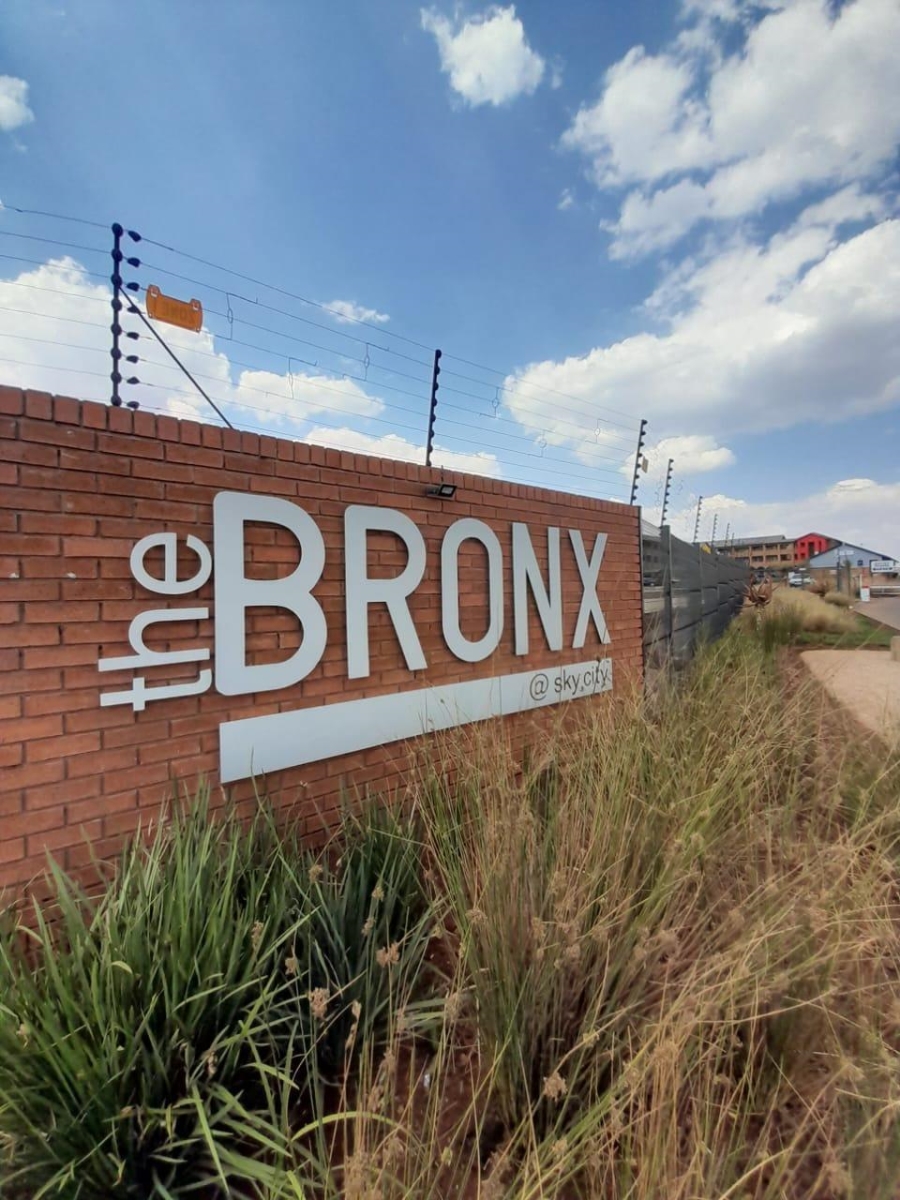 1 Bedroom Property for Sale in Sky City Gauteng