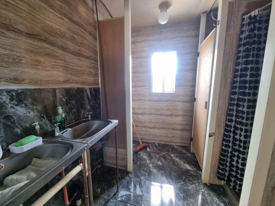 Commercial Property for Sale in Vaaloewer Gauteng