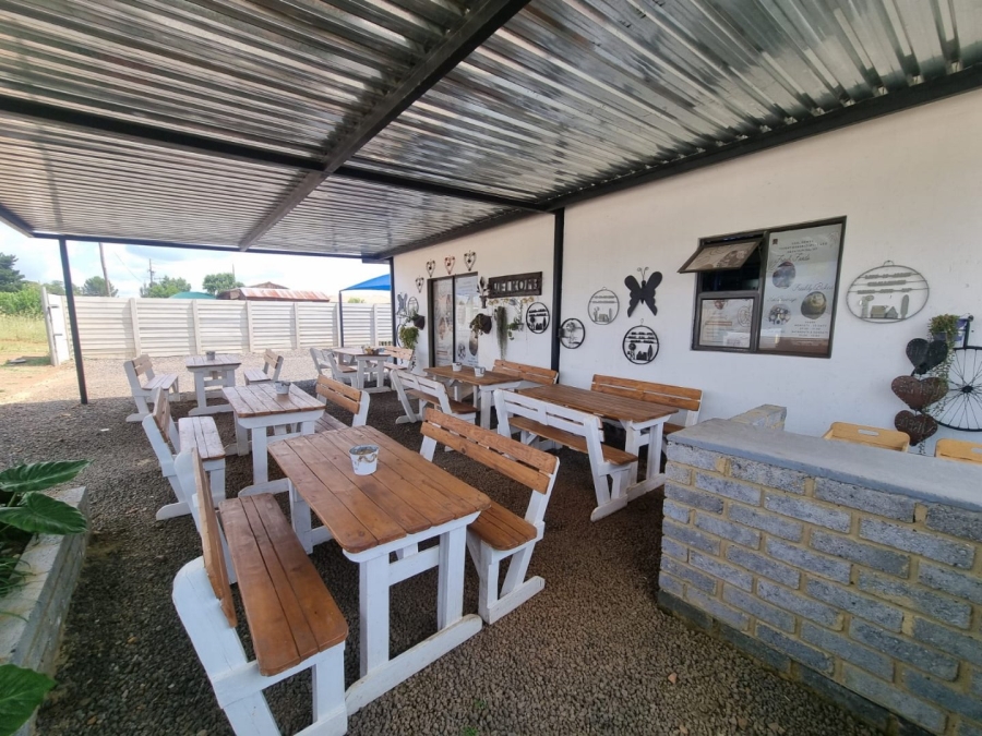 Commercial Property for Sale in Vaaloewer Gauteng