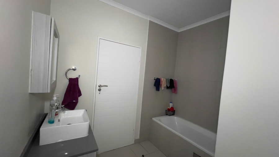 2 Bedroom Property for Sale in Carlswald Gauteng