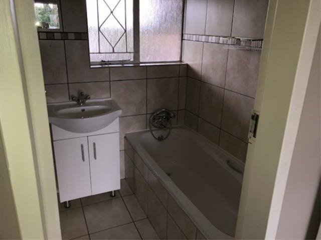 1 Bedroom Property for Sale in Eastleigh Gauteng