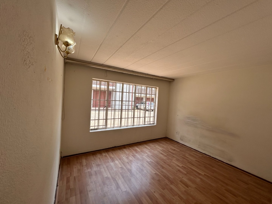 2 Bedroom Property for Sale in Bergbron Gauteng