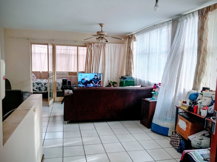 2 Bedroom Property for Sale in Pretoria North Gauteng