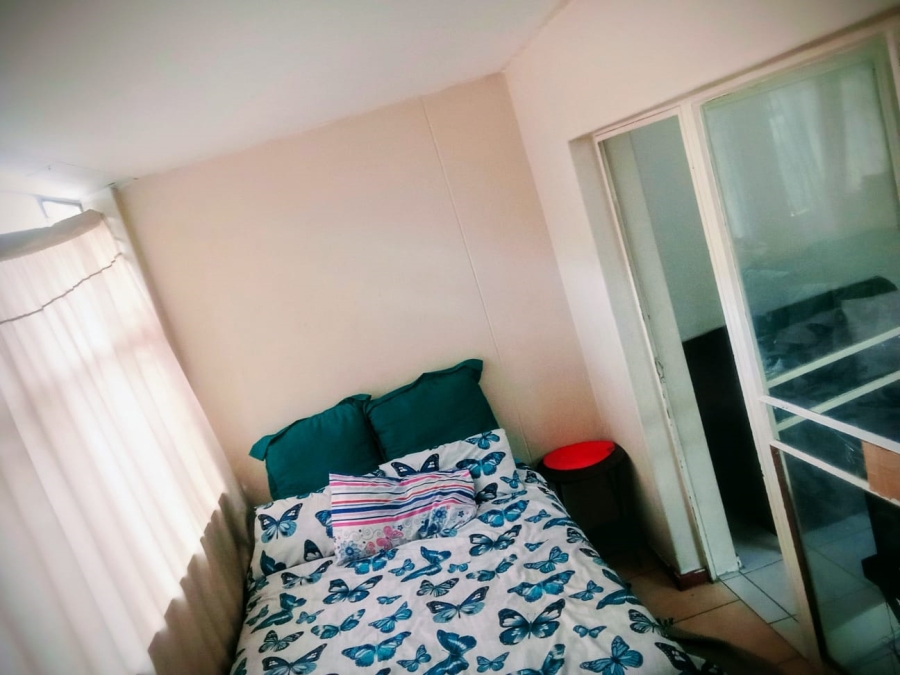 2 Bedroom Property for Sale in Pretoria North Gauteng