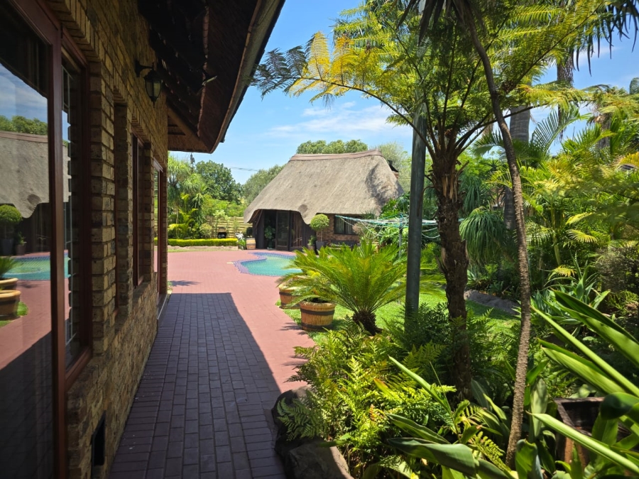 5 Bedroom Property for Sale in Montana Park Gauteng