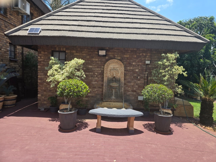 5 Bedroom Property for Sale in Montana Park Gauteng