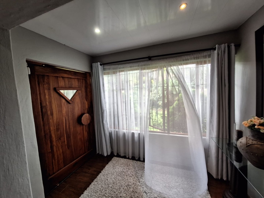 5 Bedroom Property for Sale in Montana Park Gauteng