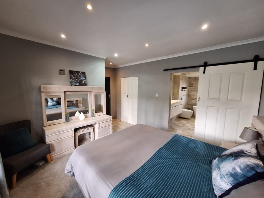 5 Bedroom Property for Sale in Montana Park Gauteng