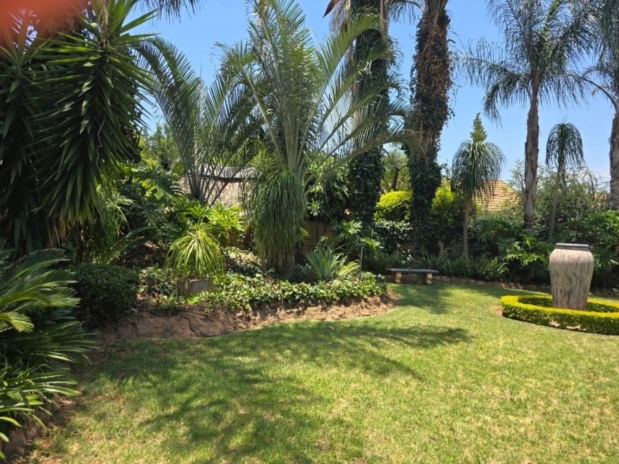 5 Bedroom Property for Sale in Montana Park Gauteng