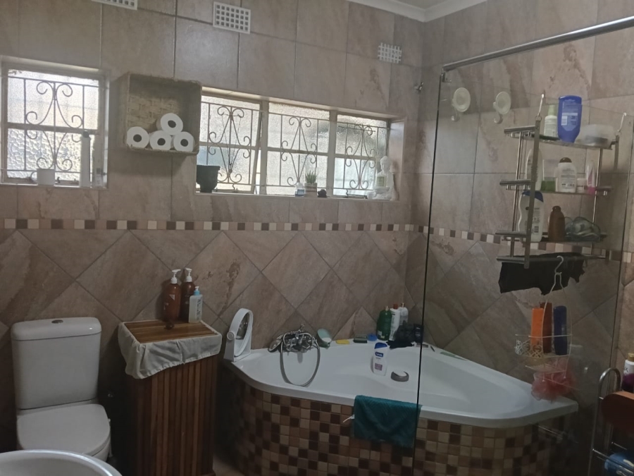 3 Bedroom Property for Sale in Brenthurst Gauteng